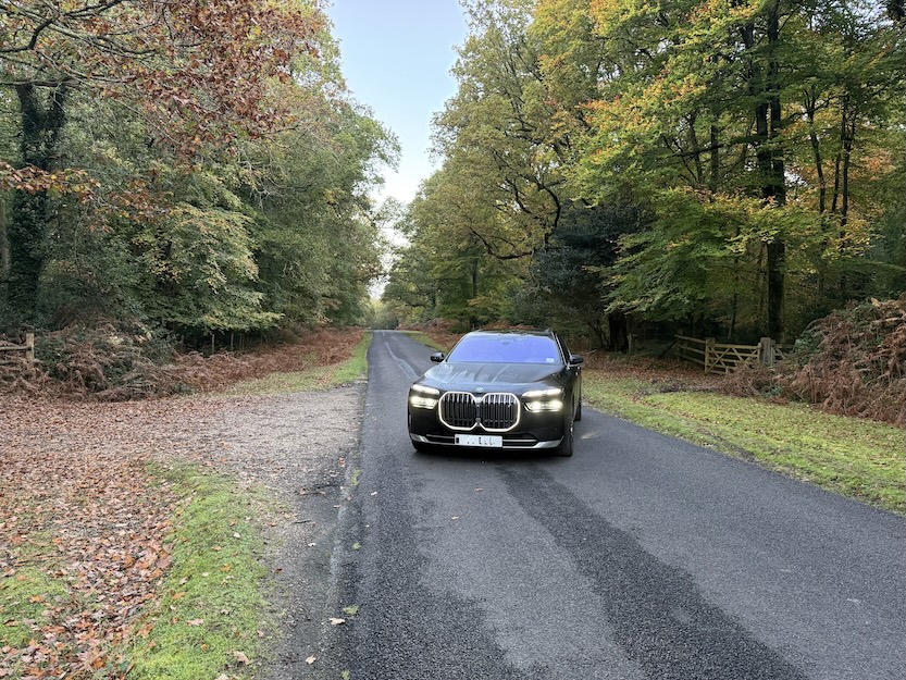 Autumn Chauffeur Travel from the New Forest in Our BMW i7