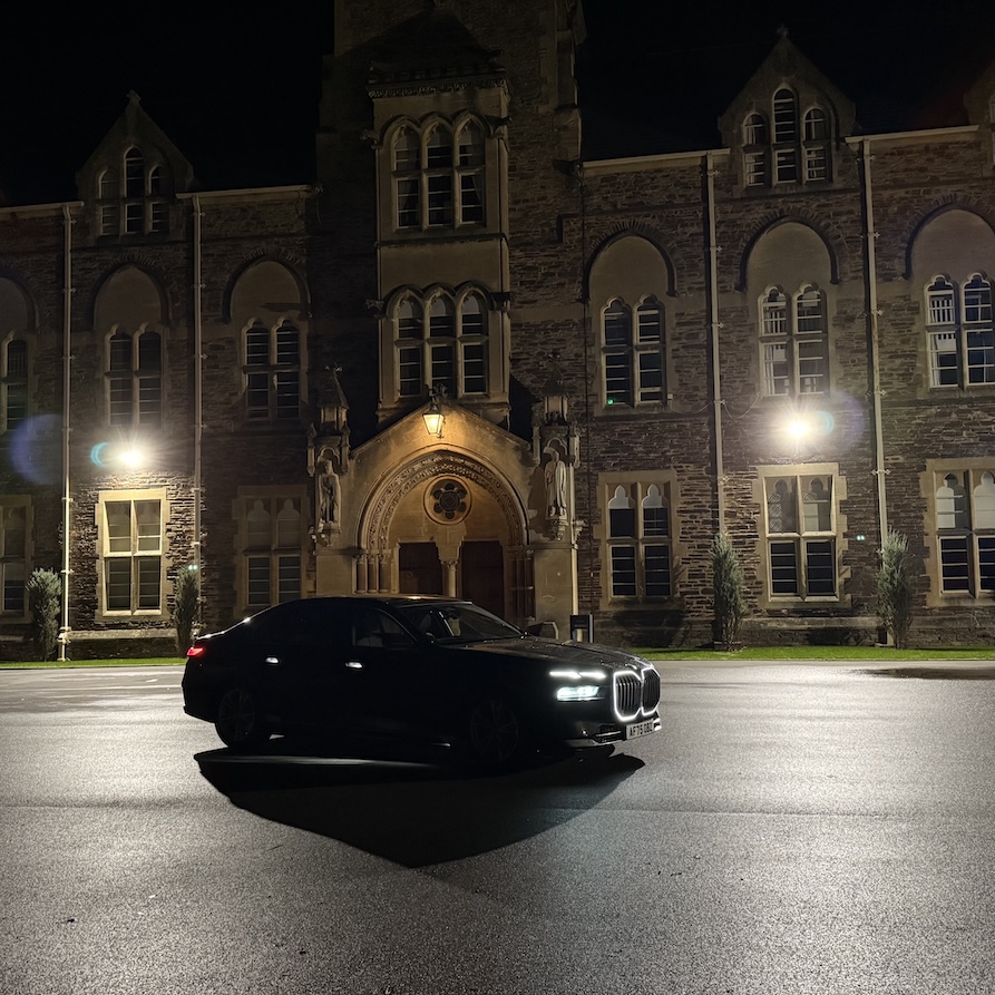 From King’s College Taunton to Gatwick: A Late-Night Student Journey Home for Christmas