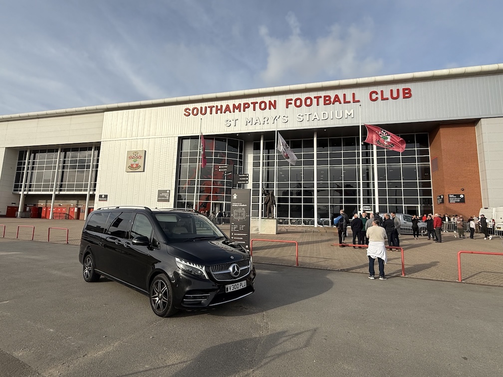 Matchday Magic: VIP Transfer to Southampton vs Swansea City at St Mary’s Stadium