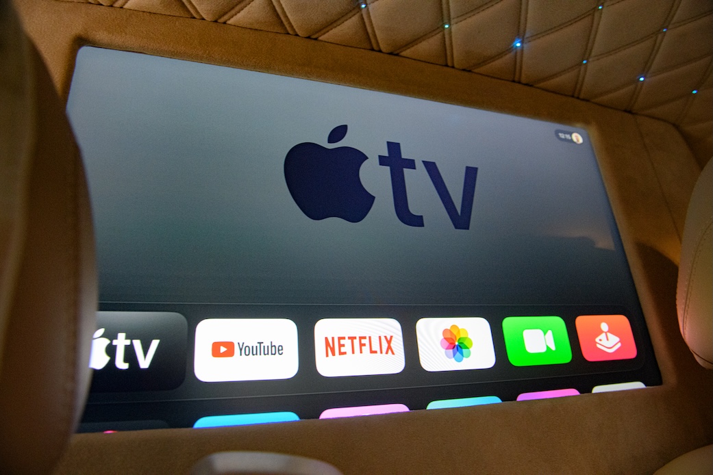 Inside the Senzati: Your Private Lounge on Wheels